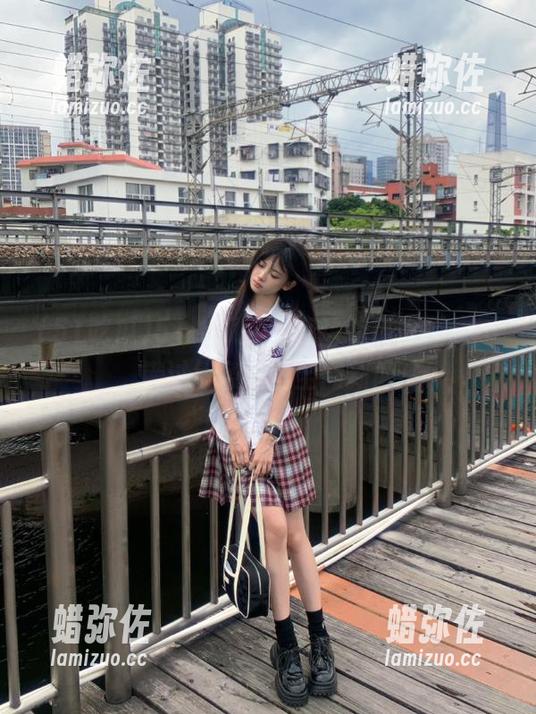 51吃瓜 51吃瓜全网直达吃瓜专区,不错过每条精彩全网新闻