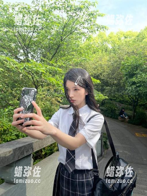 51吃瓜网页揭示张家界新娘背后故事网址