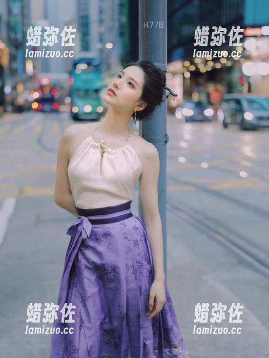 51黑料网 51黑料网持续更新,妹子我超爱吃这瓜!