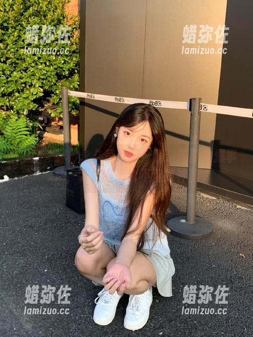 国产黑料 永久呈现国产黑料吃瓜劲爆事件,吃瓜路上永不迷路神器