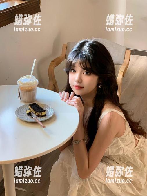 黑料吃瓜网 少女玩转黑料吃瓜网App线路,看瓜永不迷路秘籍