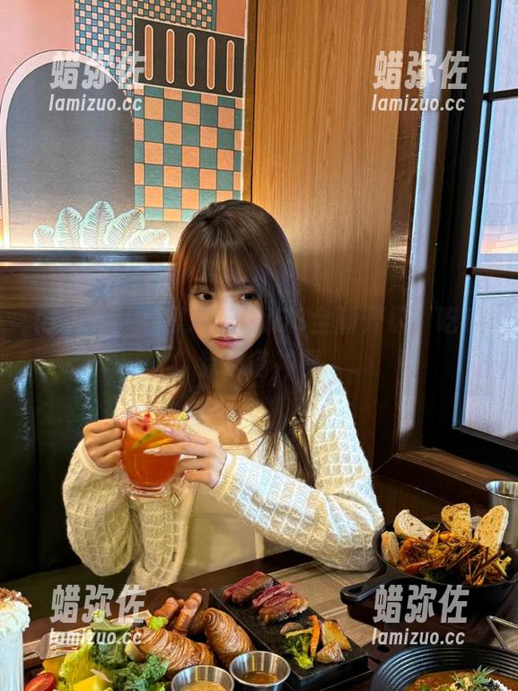 黑料在线 黑料在线iOS全新升级,吃瓜党必备神器