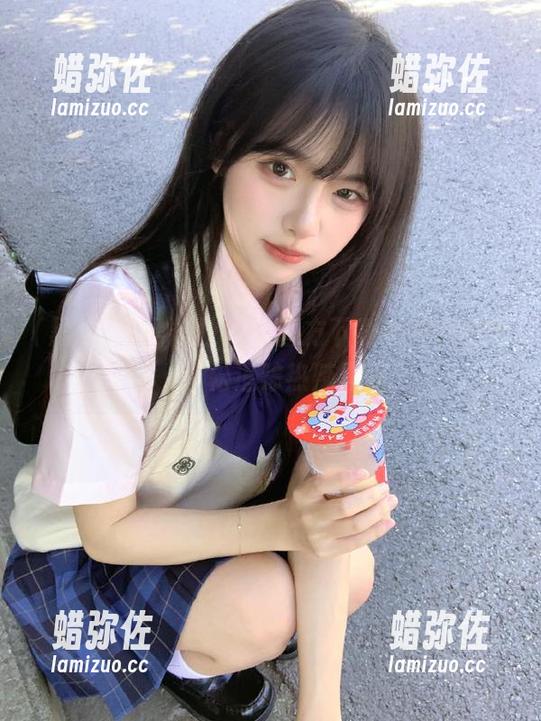 黑料社 黑料社app官方下载及收藏技巧,轻松追踪热辣黑料